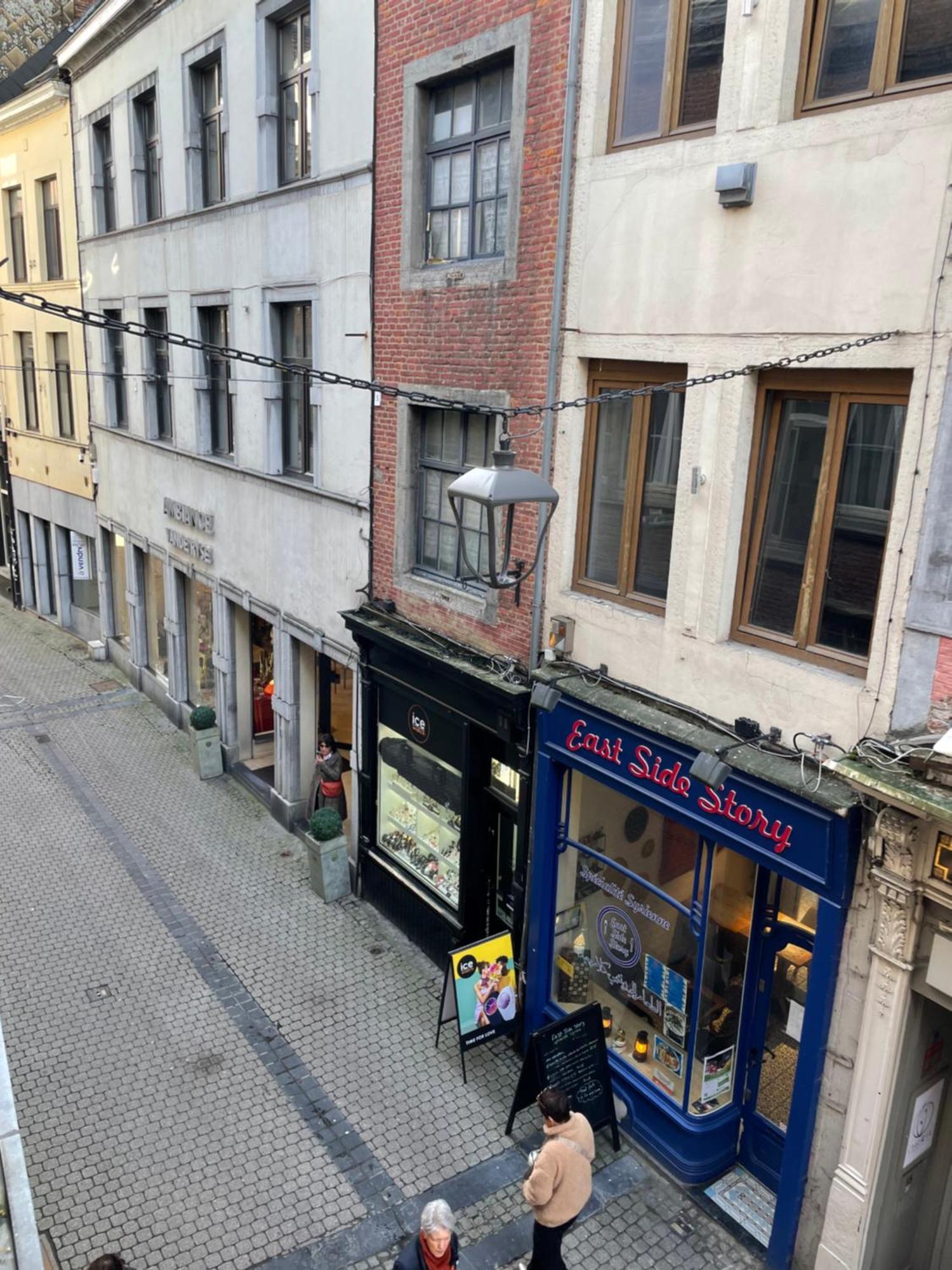 Suite 26-Appartement Au Coeur De Namur Exterior photo